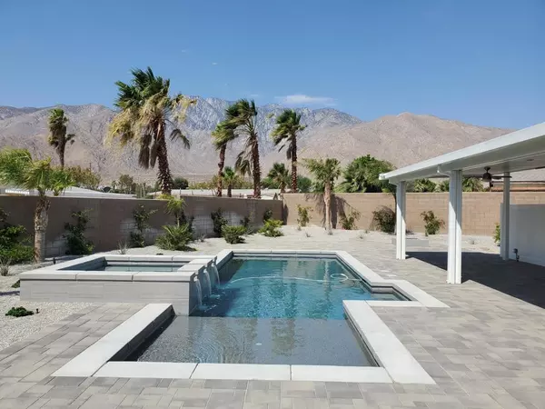 683 Ventana, Palm Springs, CA 92262