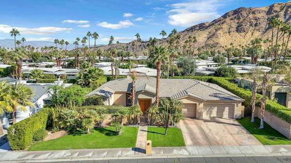 2438 S Caliente DR, Palm Springs, CA 92264