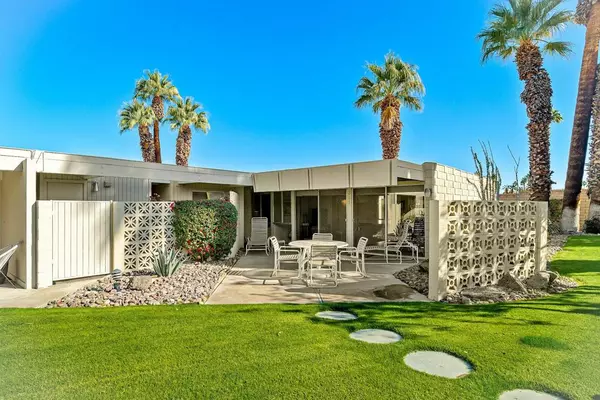 381 Sandpiper ST, Palm Desert, CA 92260