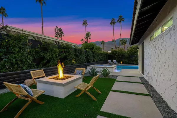 Palm Springs, CA 92264,2945 E Orella CIR