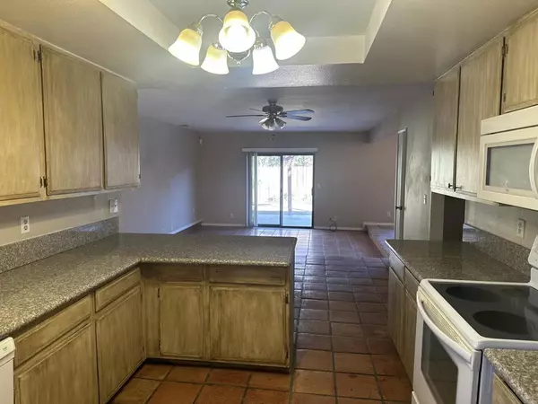 La Quinta, CA 92253,52920 Avenida Rubio