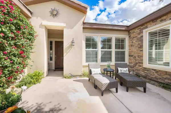 La Quinta, CA 92253,60590 Lace Leaf CT