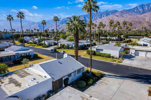 1769 Capri CIR, Palm Springs, CA 92264