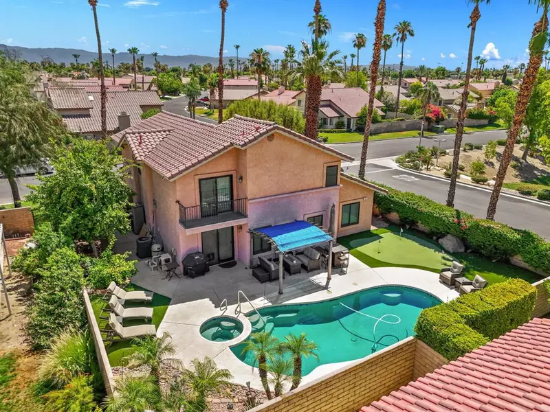 49275 Via Bolero, La Quinta, CA 92253