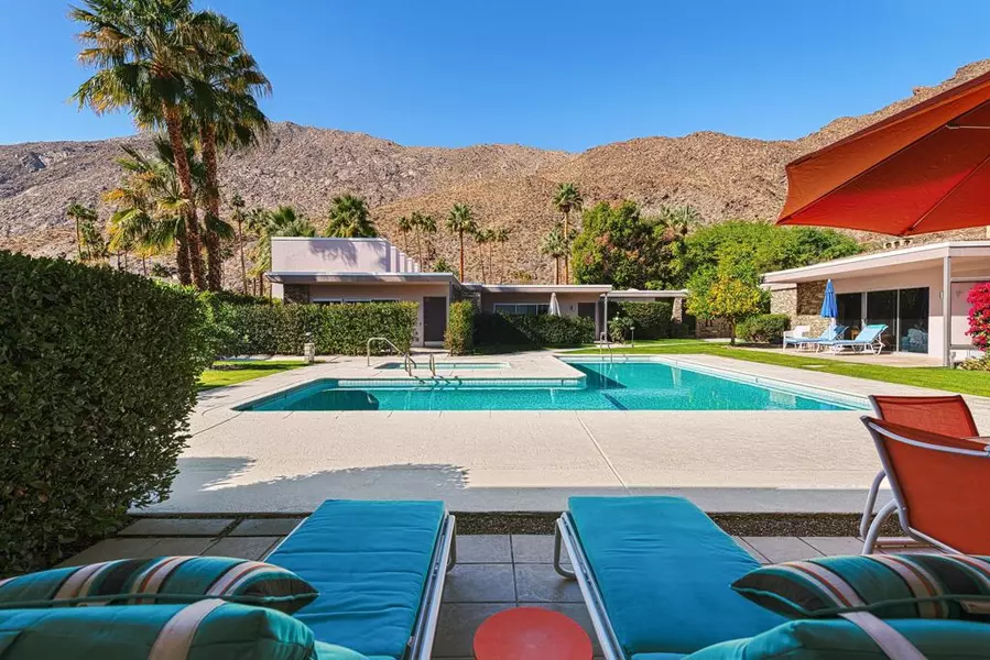 500 W Arenas RD #2, Palm Springs, CA 92262