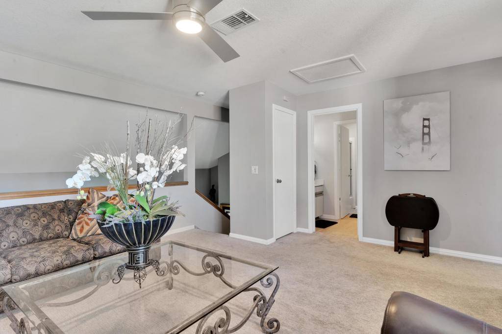 Palm Desert, CA 92260,512 Flower Hill LN