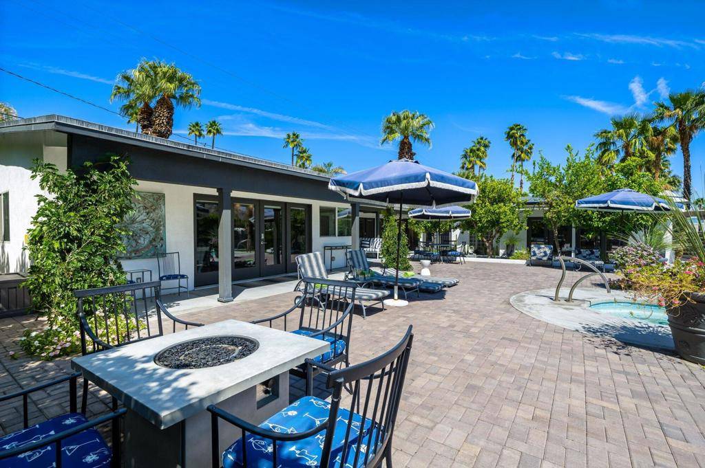 Palm Springs, CA 92264,830 N Riverside DR