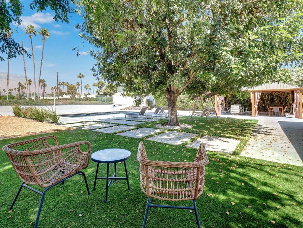 Palm Springs, CA 92264,1811 Lawrence ST