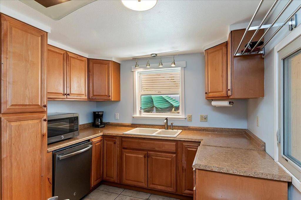Palm Springs, CA 92264,4 Arapaho ST