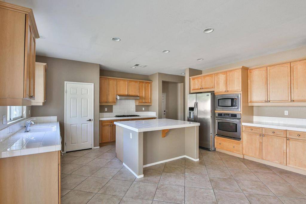 Indio, CA 92203,83284 Lightning Road RD