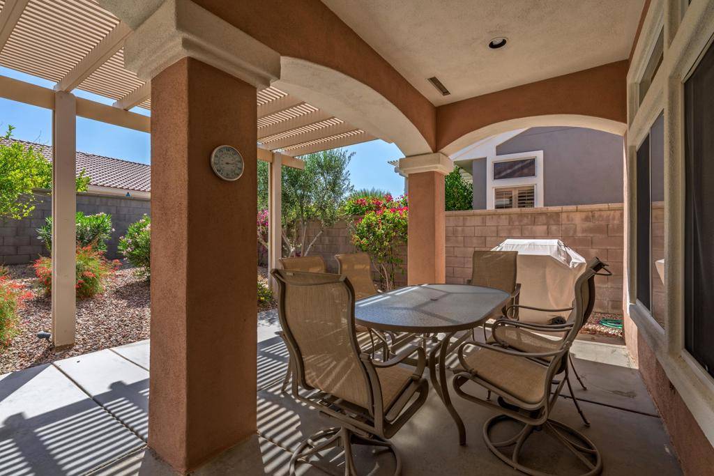 Palm Desert, CA 92211,78123 Foxbrook LN