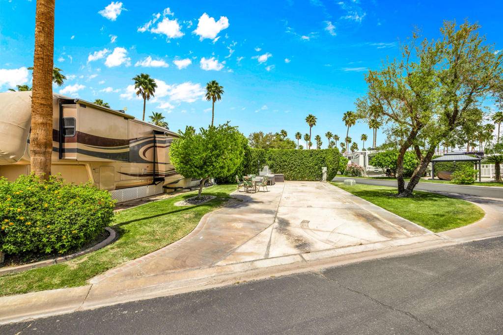 Cathedral City, CA 92234,69411 Ramon Rd #359