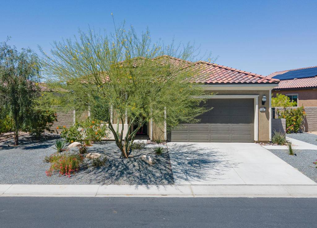 Rancho Mirage, CA 92270,18 Vintage