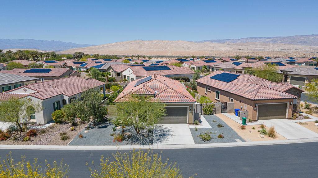 Rancho Mirage, CA 92270,18 Vintage