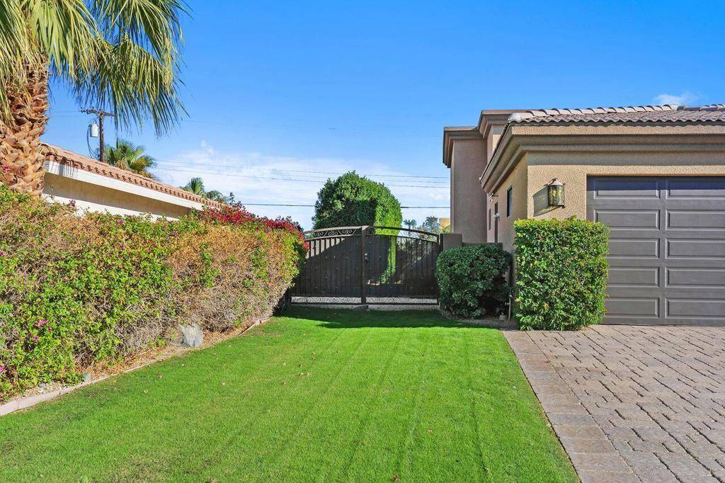 La Quinta, CA 92253,51200 Calle Paloma