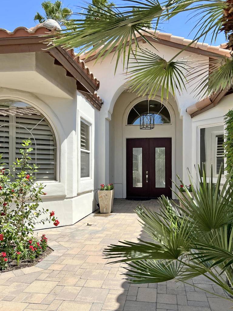 La Quinta, CA 92253,79015 Via San Clara