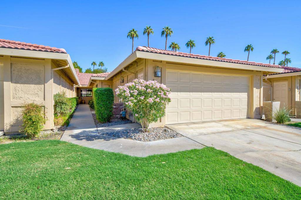156 Camino Arroyo S, Palm Desert, CA 92260