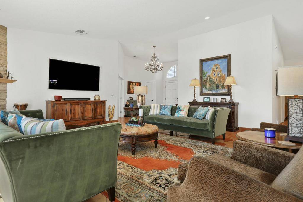 La Quinta, CA 92253,43870 Orion CT