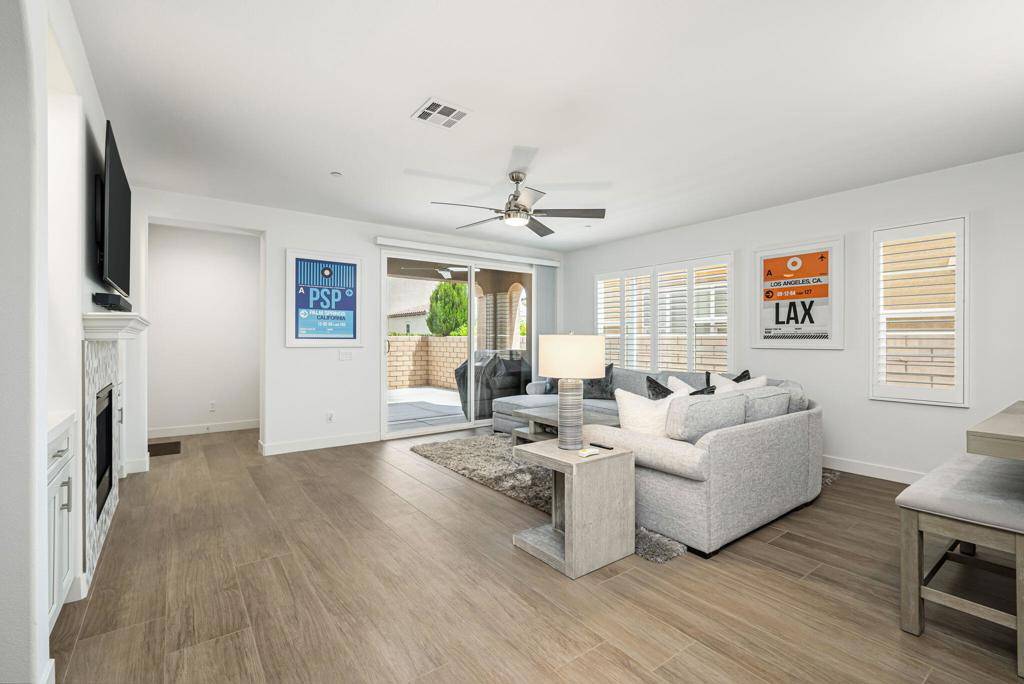 Palm Desert, CA 92211,564 Calle Vibrante
