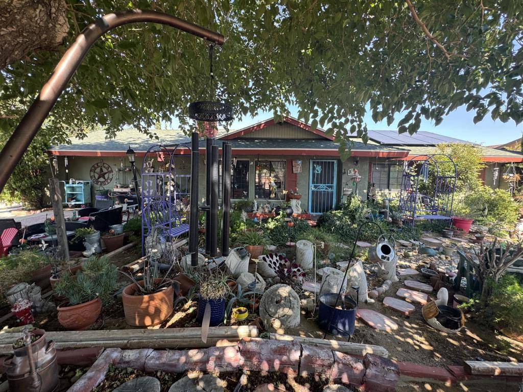 Yucca Valley, CA 92284,7585 Joshua LN