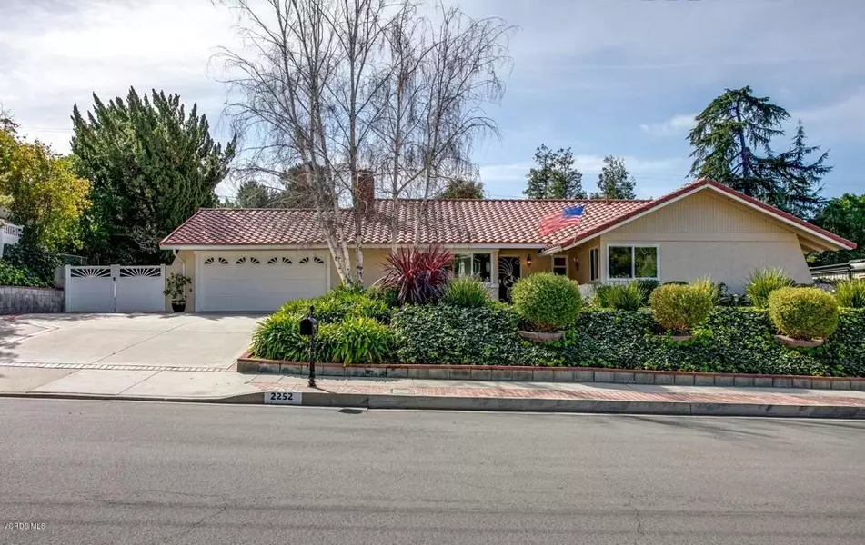 2252 Montrose DR, Thousand Oaks, CA 91362