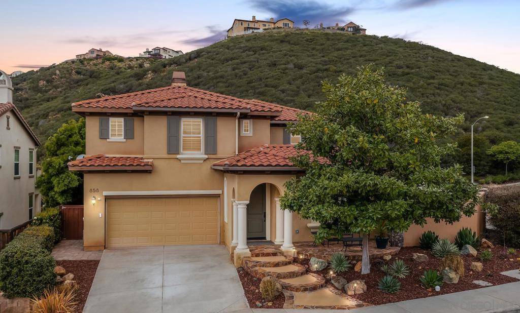 858 Luminara Way, San Marcos, CA 92078