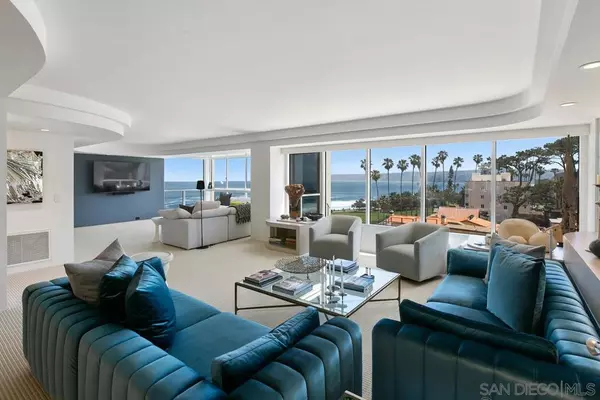 939 Coast Blvd. #8A, La Jolla, CA 92037