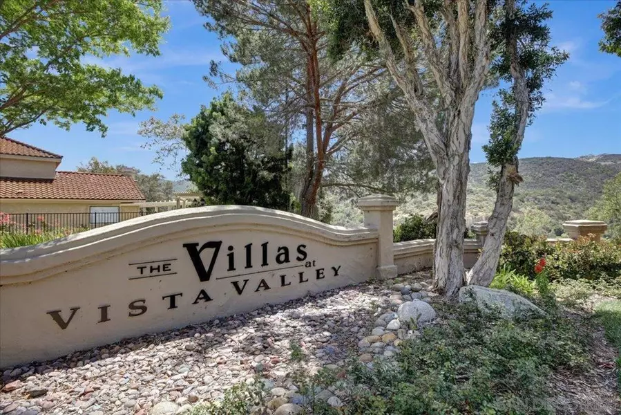 2450 Vista Valley Lane, Vista, CA 92084