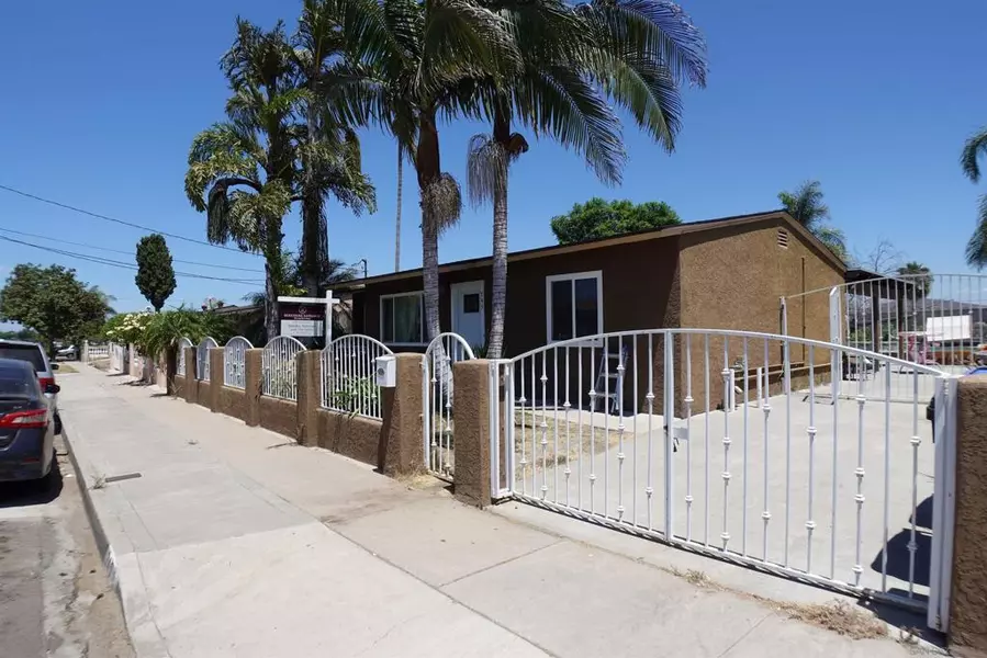 745 Glencoe Dr, San Diego, CA 92114