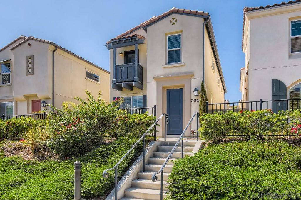 2216 Antonio Dr, Chula Vista, CA 91915