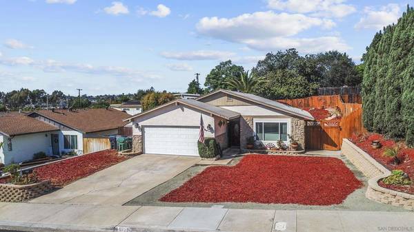 8722 Rinda Ln, Spring Valley, CA 91977