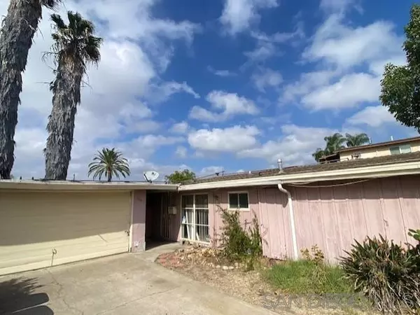 6060 Howell Dr, La Mesa, CA 91942