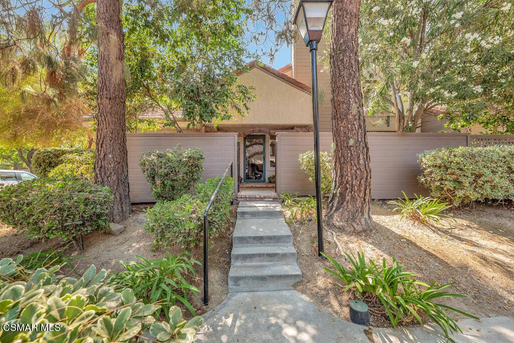 Westlake Village, CA 91362,1031 Via Colinas