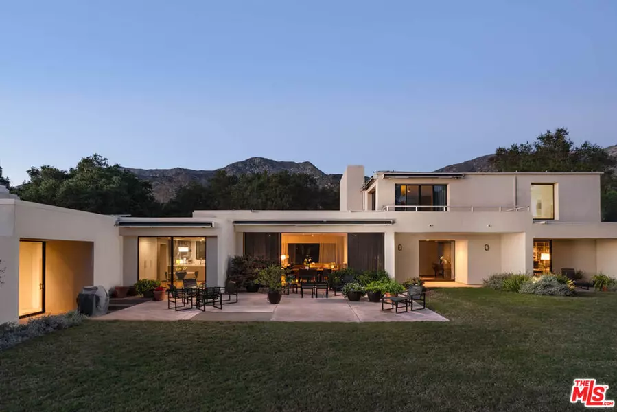 812 ROMERO CANYON RD, Montecito, CA 93108