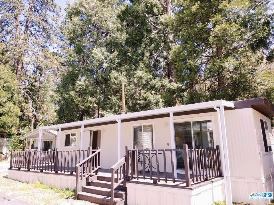 Idyllwild, CA 92549,52791 Pine Cove RD ##9