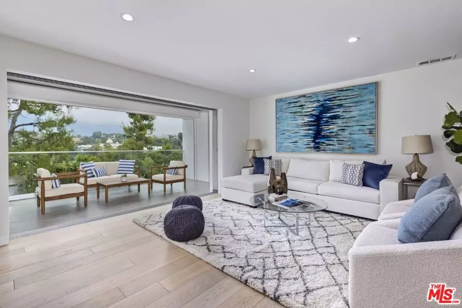 17339 Tramonto DR #101, Pacific Palisades, CA 90272