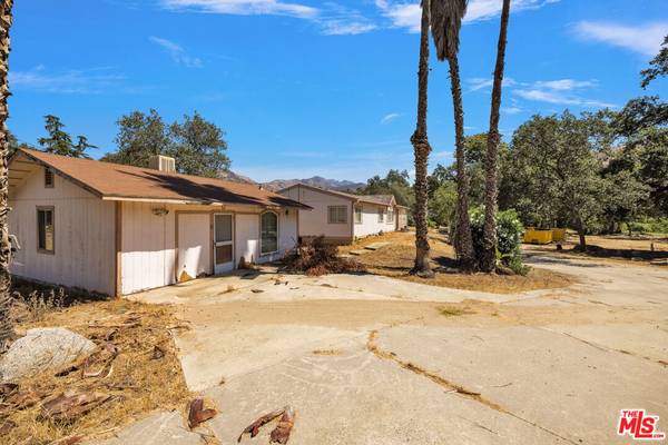 Three Rivers, CA 93271,41830 N Fork DR