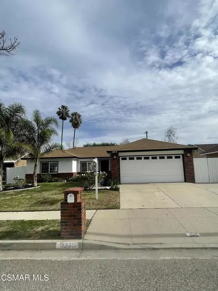 1234 Currant AVE, Simi Valley, CA 93065