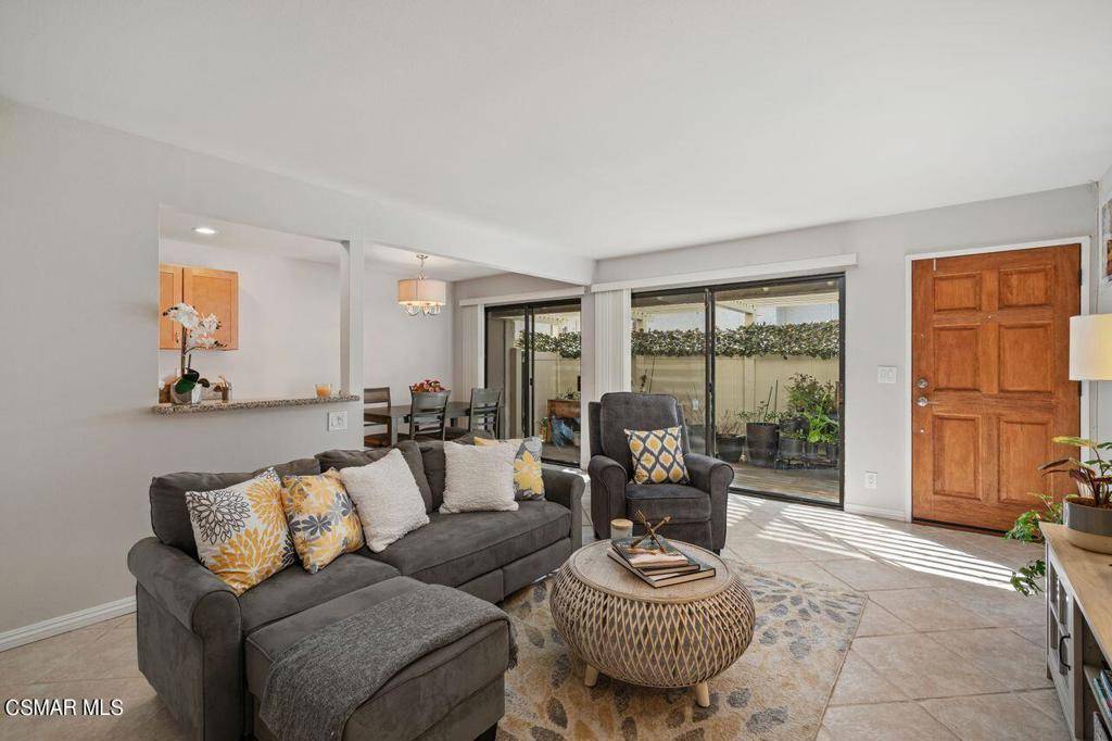 Westlake Village, CA 91361,1221 Landsburn CIR