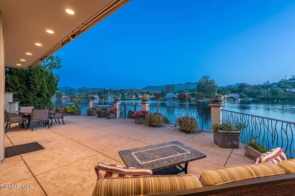 Westlake Village, CA 91361,2456 Oakshore DR