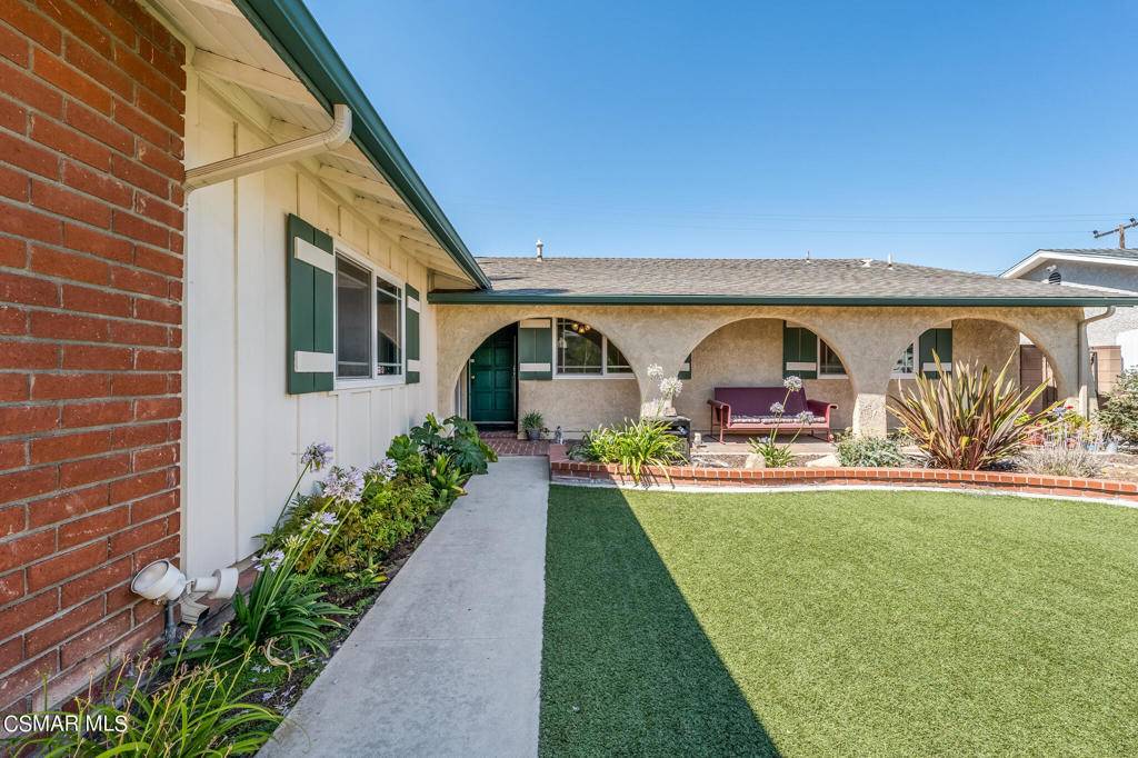 Simi Valley, CA 93065,2149 Trinway AVE
