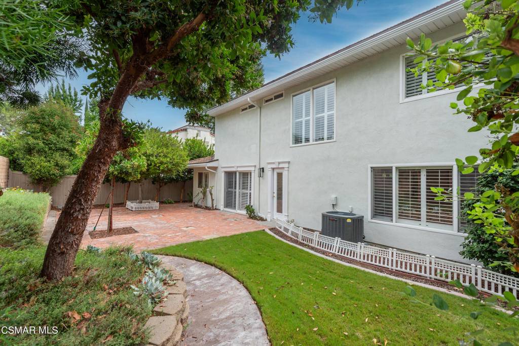 Westlake Village, CA 91361,2037 Rosebay ST