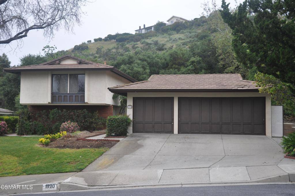 1920 Stonesgate ST, Westlake Village, CA 91361