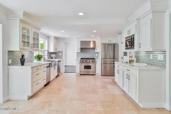 Agoura Hills, CA 91301,28636 Quaint ST