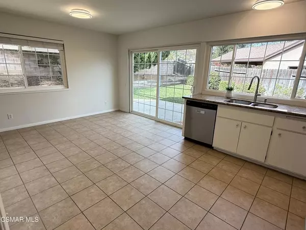 Newbury Park, CA 91320,915 Camphor CIR