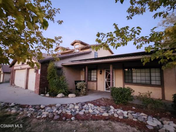 42212 Woodstone LN, Quartz Hill, CA 93536