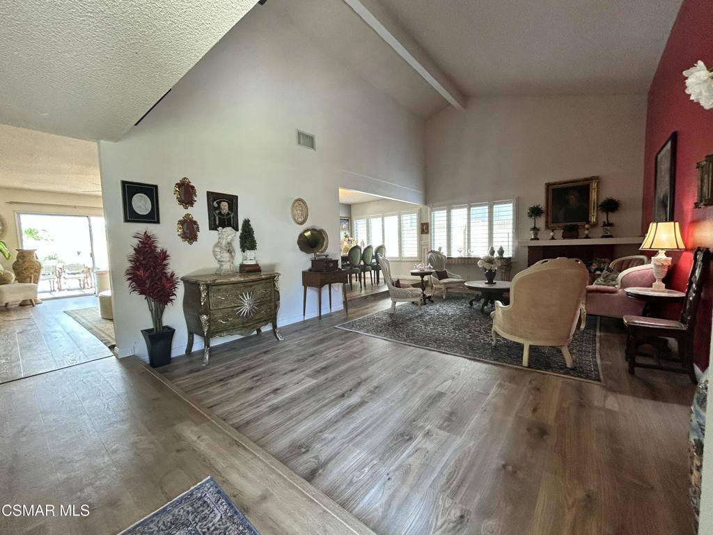 Simi Valley, CA 93065,2653 N Broadmoor AVE