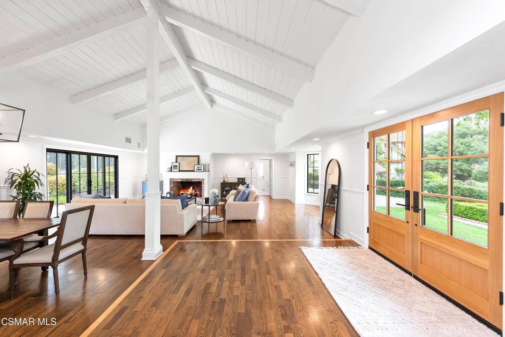 Westlake Village, CA 91362,1211 Ridgecrest PL