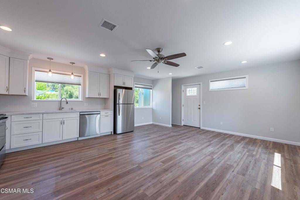 Thousand Oaks, CA 91360,1499 Calle Morera ##A