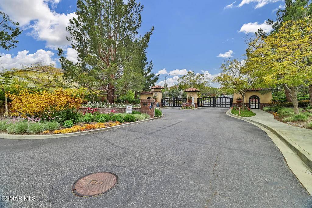 Moorpark, CA 93021,13808 Eaton Hollow AVE